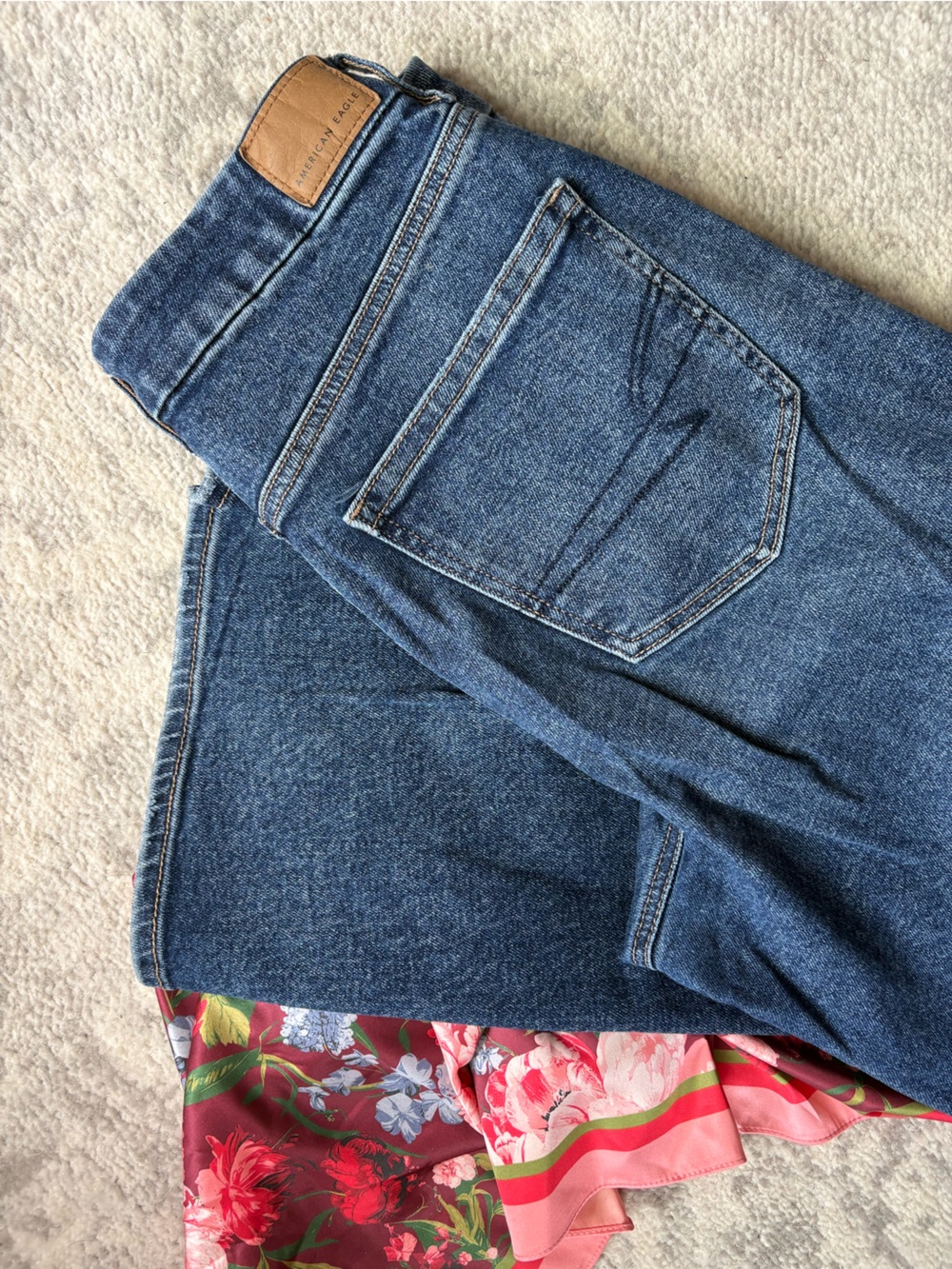 American Eagle High-Rise Wide Leg Blue Jeans size 10
